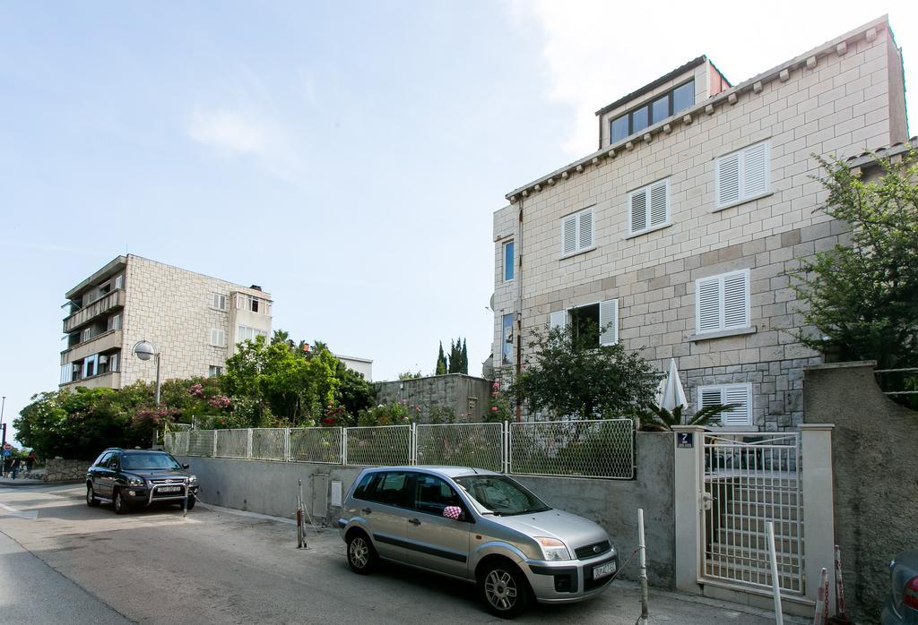 Yellow Room Guesthouse Dubrovnik Bilik gambar
